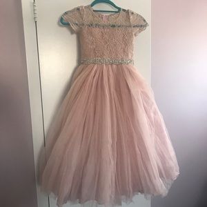 Flower girl dress by Amalee accessorie